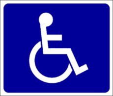 Symbolen för handikappsanpassad parkeringsplats. Vit person i rullstol mot blå bakgrund.
